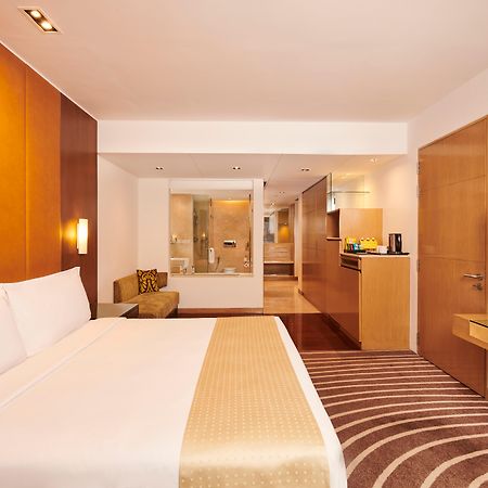 Holiday Inn Mumbai International Airport By Ihg 外观 照片 A room at the hotel