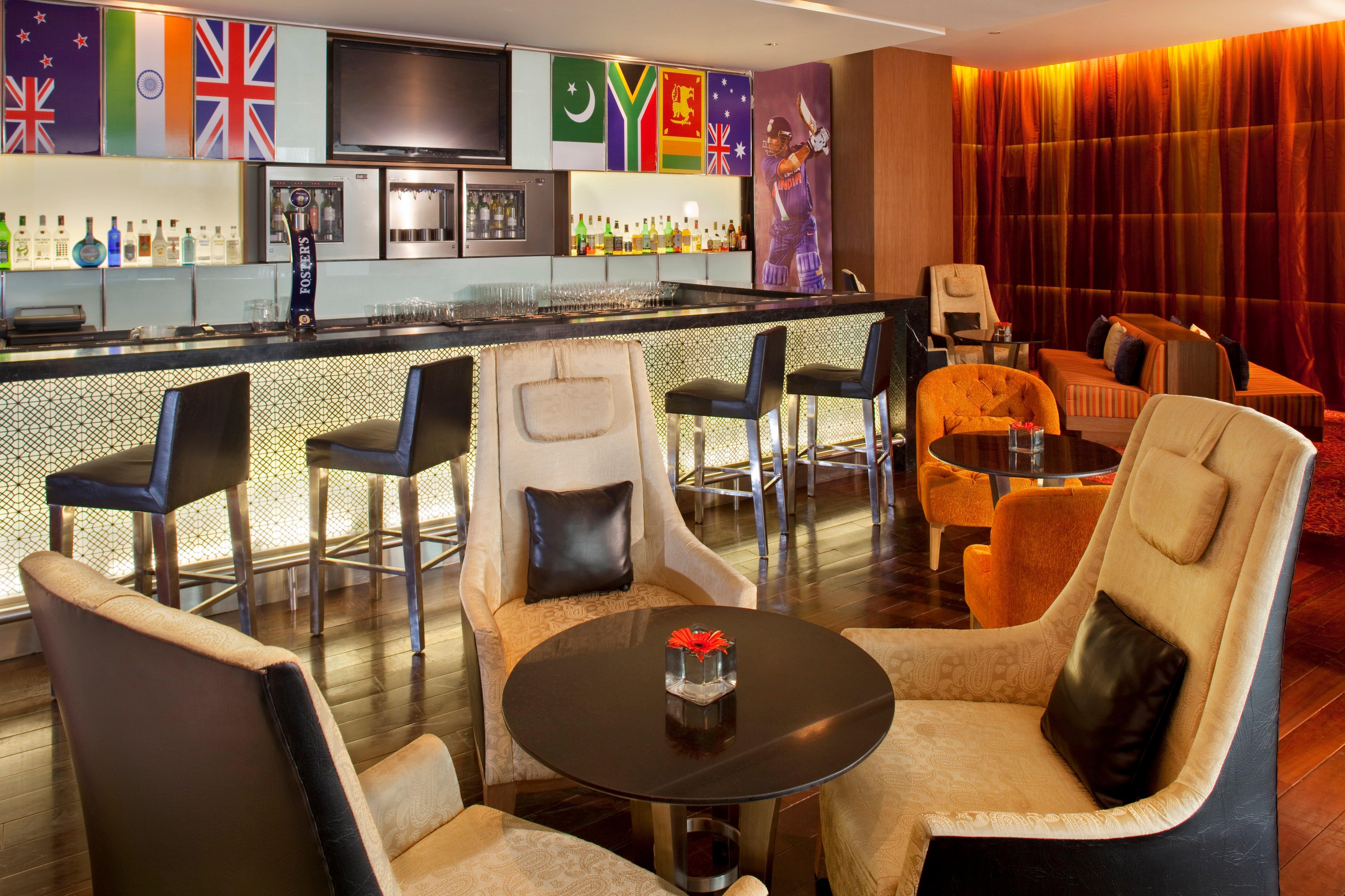 Holiday Inn Mumbai International Airport By Ihg 外观 照片 The bar at the lounge