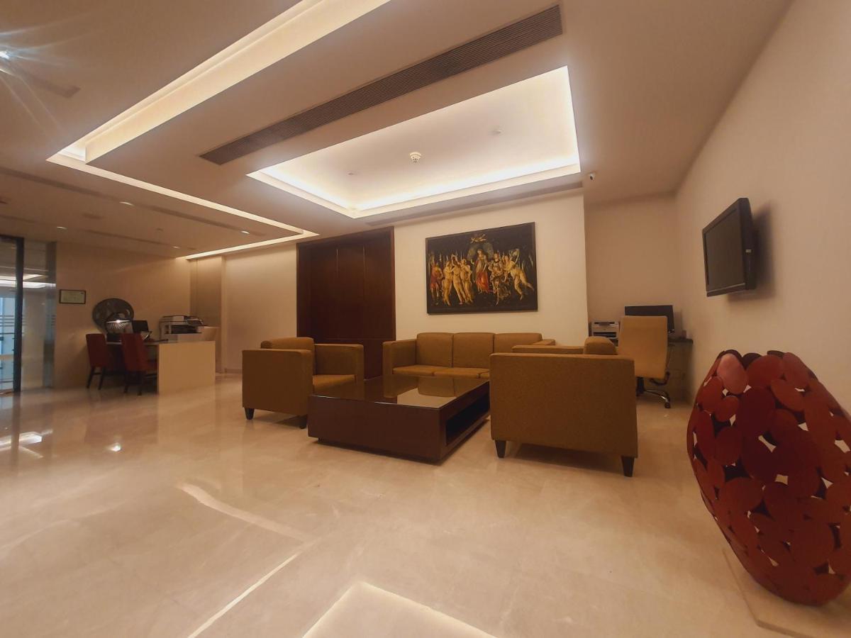 Holiday Inn Mumbai International Airport By Ihg 外观 照片 The lobby of the hotel