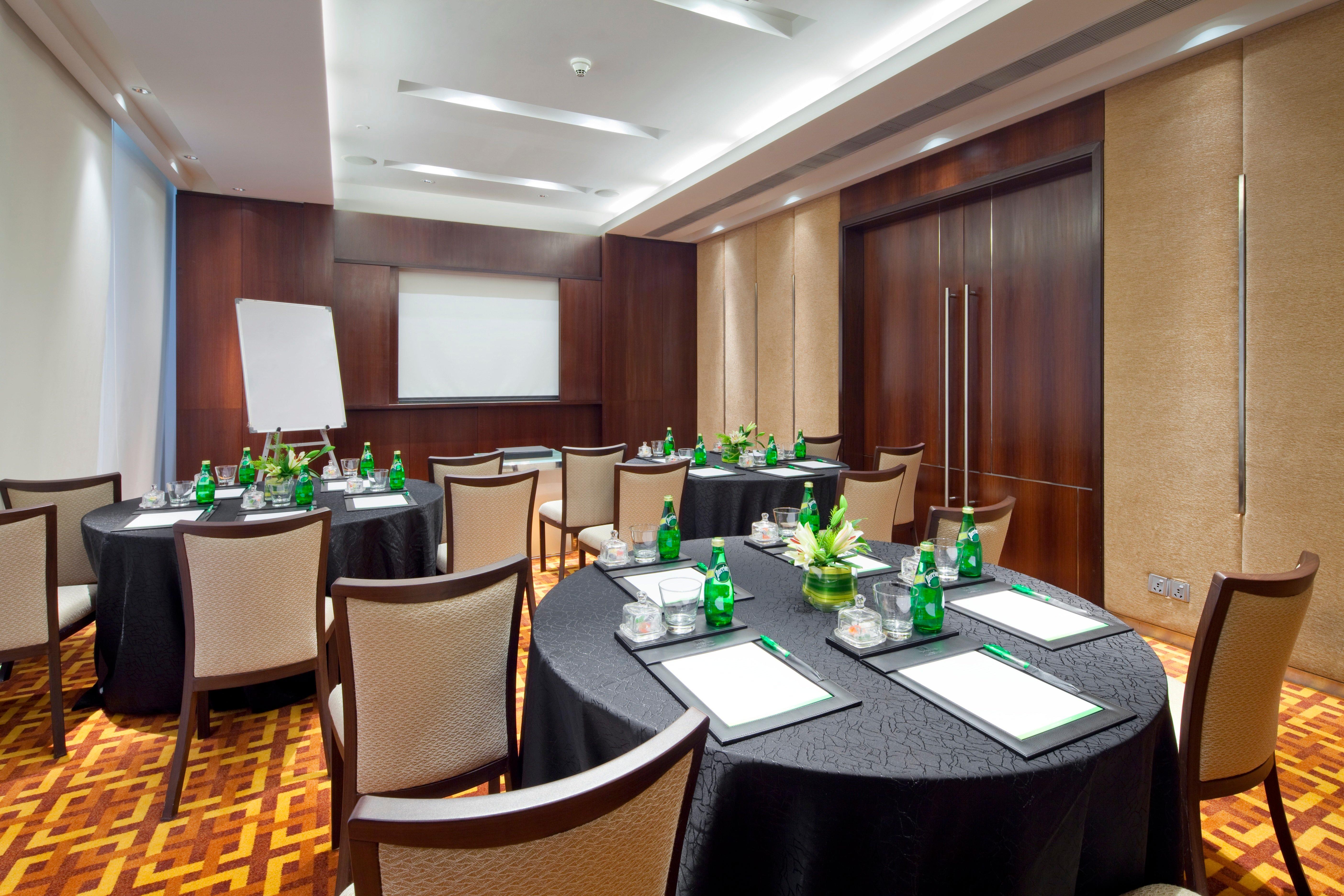 Holiday Inn Mumbai International Airport By Ihg 外观 照片 Meeting room