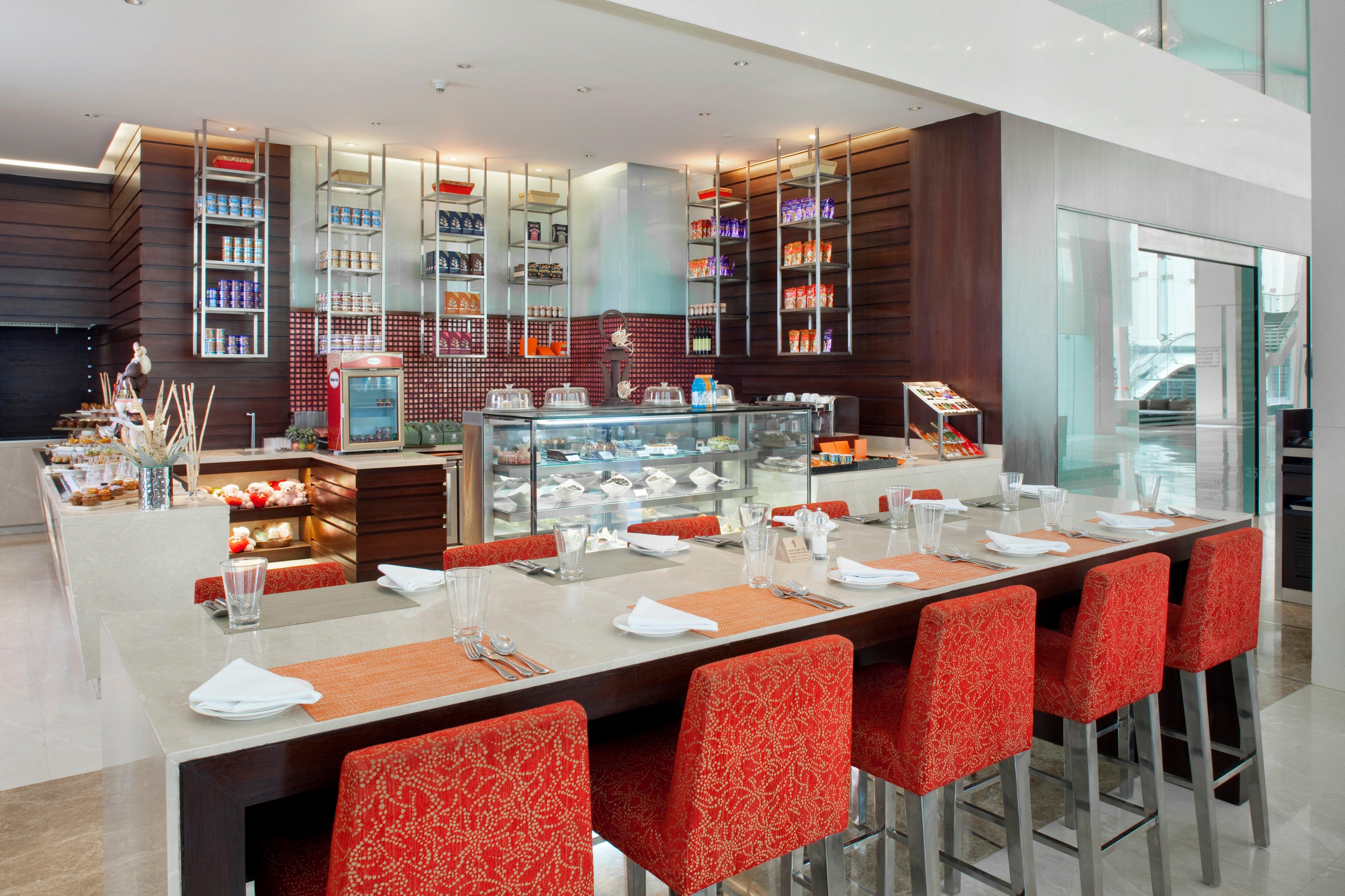Holiday Inn Mumbai International Airport By Ihg 外观 照片 The Kitchen at The Westin